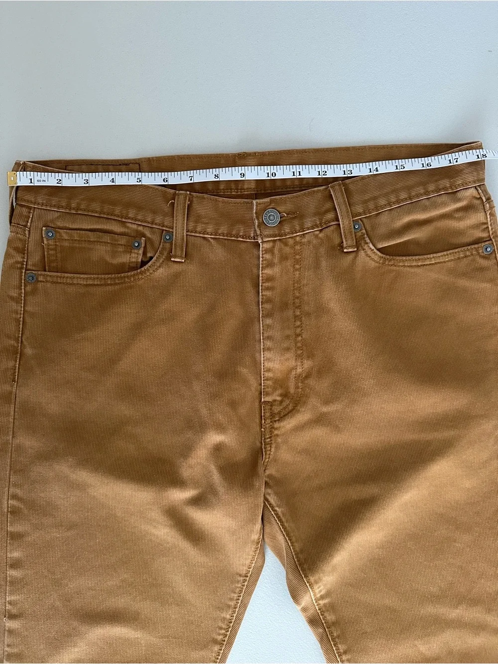 Levi's Men's 513 Slim Straight Men’s Jeans in Harvest Gold/Caraway Tan W36/L32